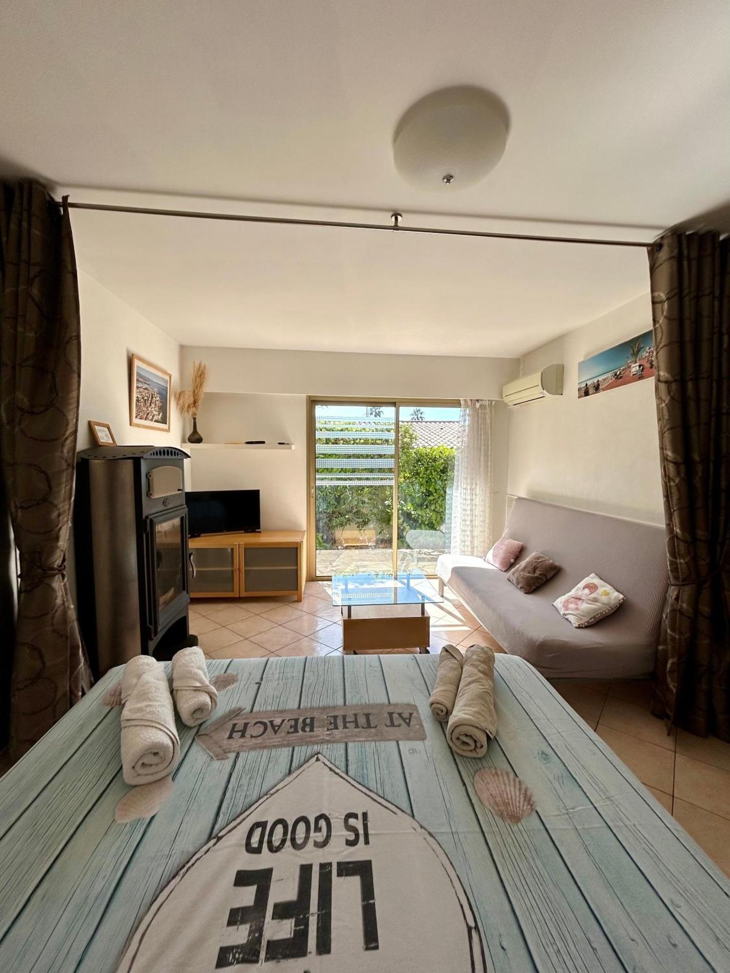 Les Ondes - Terrasse Rdc Villa Calme Parking Proche Plage Antibes Dış mekan fotoğraf